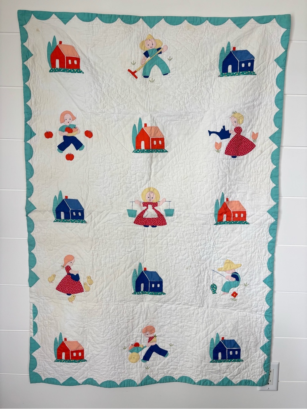 Handmade Vintage Applique Patchwork Childs Crib Quilt - Picture 15 of 15